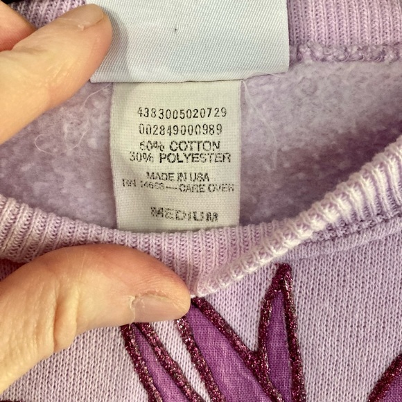 True Vintage 80s Lee Sweatshirt, Tropical Lavender, puffy paint appliqué… - Picture 9 of 9